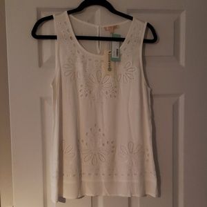 Skies are blue sleeveless blouse with eyelets